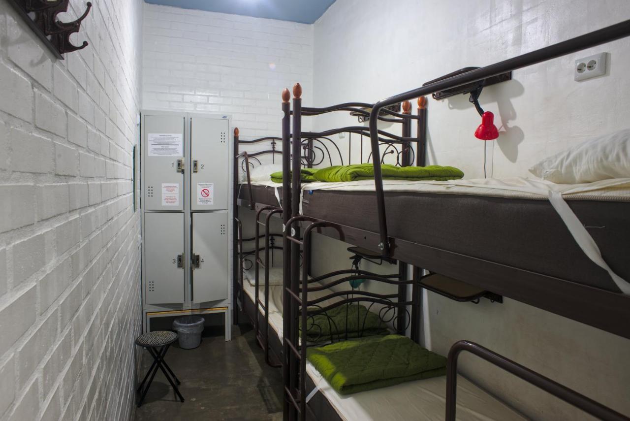 The Hostel Жд Вокзал Центр Kyiv Exterior photo